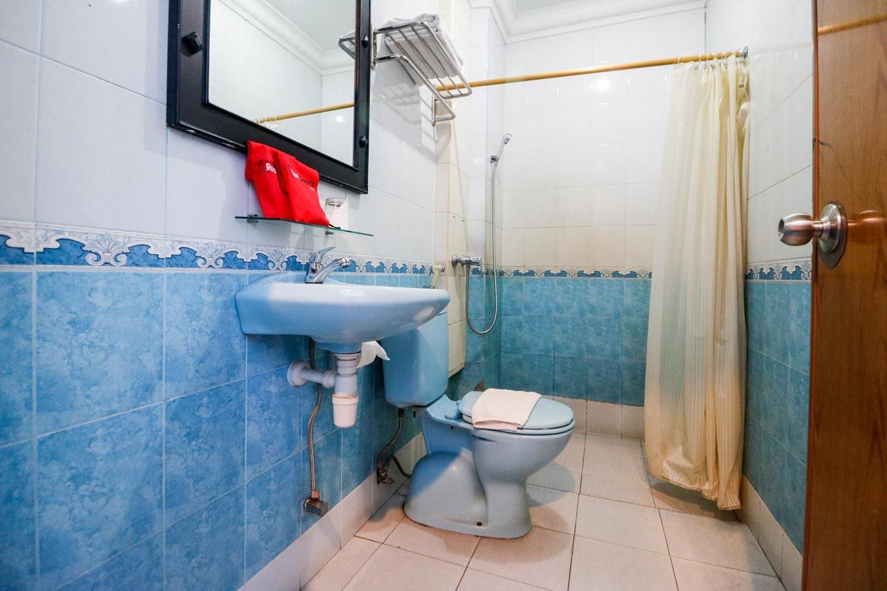 Reddoorz Plus @ Jalan Dr Sutomo プカンバル エクステリア 写真